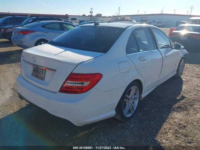 Photo 3 VIN: WDDGF4HBXDR244806 - MERCEDES-BENZ C 250 