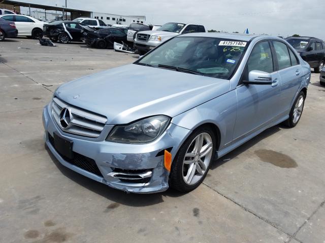 Photo 1 VIN: WDDGF4HBXDR257068 - MERCEDES-BENZ C 250 