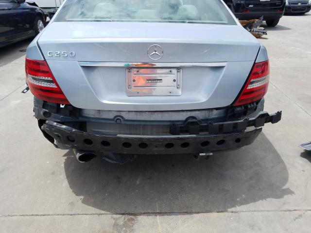 Photo 8 VIN: WDDGF4HBXDR257068 - MERCEDES-BENZ C 250 