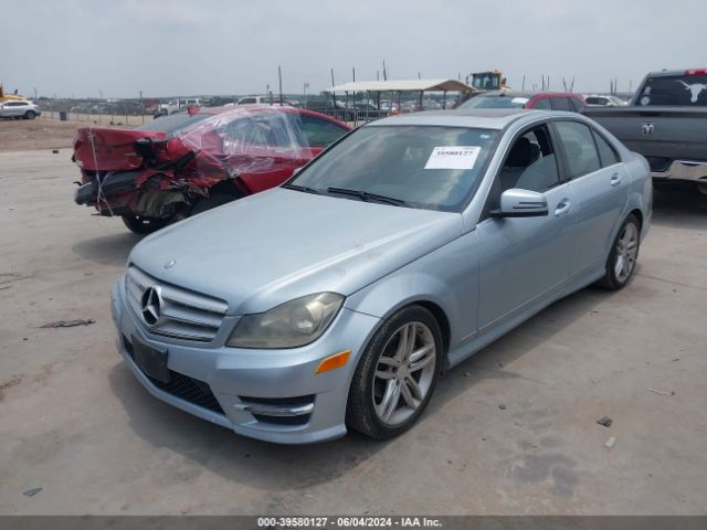 Photo 1 VIN: WDDGF4HBXDR261590 - MERCEDES-BENZ C-CLASS 