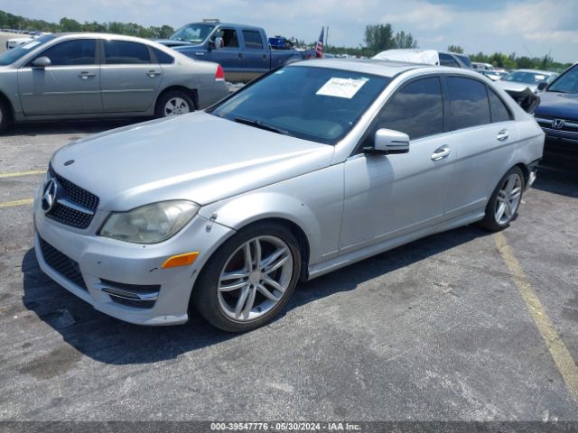 Photo 1 VIN: WDDGF4HBXDR265039 - MERCEDES-BENZ C-CLASS 