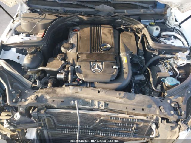 Photo 9 VIN: WDDGF4HBXDR269687 - MERCEDES-BENZ C 