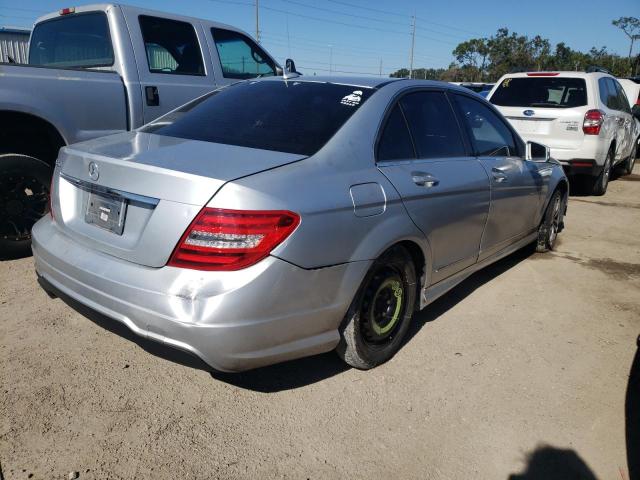 Photo 2 VIN: WDDGF4HBXDR272119 - MERCEDES-BENZ C 250 