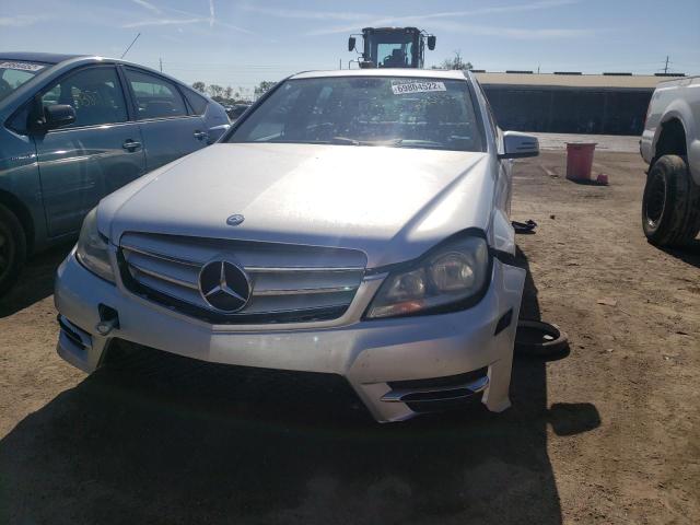 Photo 4 VIN: WDDGF4HBXDR272119 - MERCEDES-BENZ C 250 