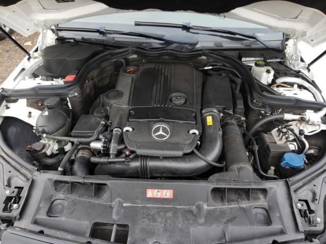 Photo 6 VIN: WDDGF4HBXDR272542 - MERCEDES-BENZ C 250 