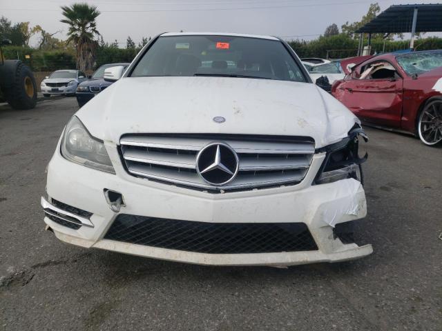 Photo 4 VIN: WDDGF4HBXDR277482 - MERCEDES-BENZ C 250 