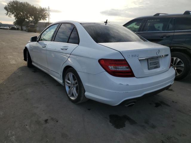 Photo 2 VIN: WDDGF4HBXDR282357 - MERCEDES-BENZ C 250 