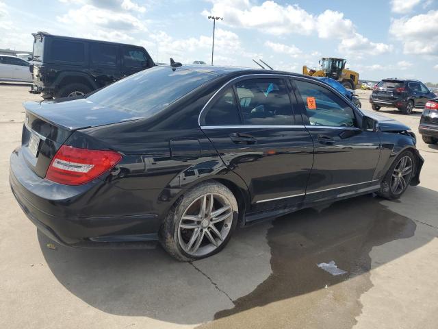 Photo 2 VIN: WDDGF4HBXDR295383 - MERCEDES-BENZ C 250 