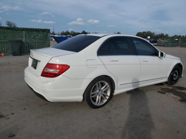 Photo 2 VIN: WDDGF4HBXEA935155 - MERCEDES-BENZ C-CLASS 