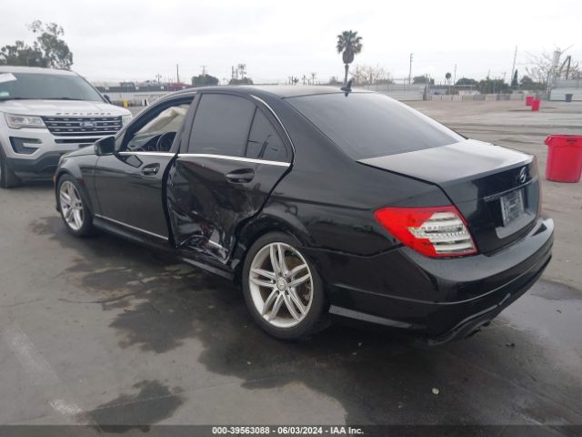 Photo 2 VIN: WDDGF4HBXEA942915 - MERCEDES-BENZ C-CLASS 