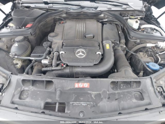 Photo 9 VIN: WDDGF4HBXEA942915 - MERCEDES-BENZ C-CLASS 