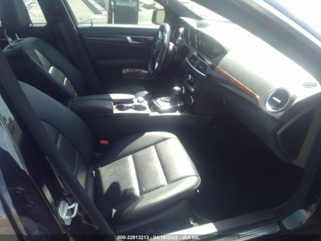 Photo 4 VIN: WDDGF4HBXEA949864 - MERCEDES-BENZ C-CLASS 