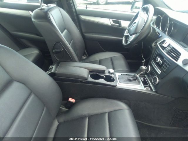 Photo 4 VIN: WDDGF4HBXEA956474 - MERCEDES-BENZ C-CLASS 