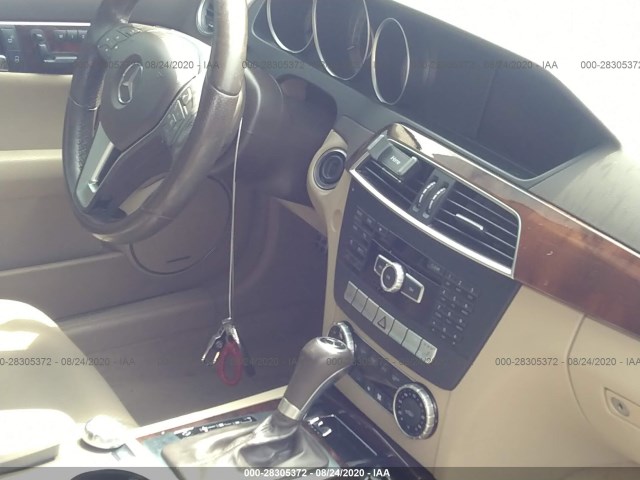 Photo 4 VIN: WDDGF4HBXEA966065 - MERCEDES-BENZ C-CLASS 