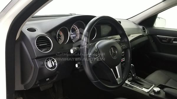 Photo 10 VIN: WDDGF4JB8EG241801 - MERCEDES-BENZ C200 