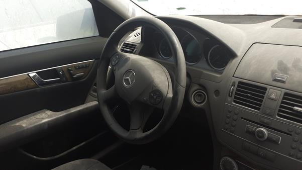 Photo 11 VIN: WDDGF4JB9AA383037 - MERCEDES-BENZ C200 