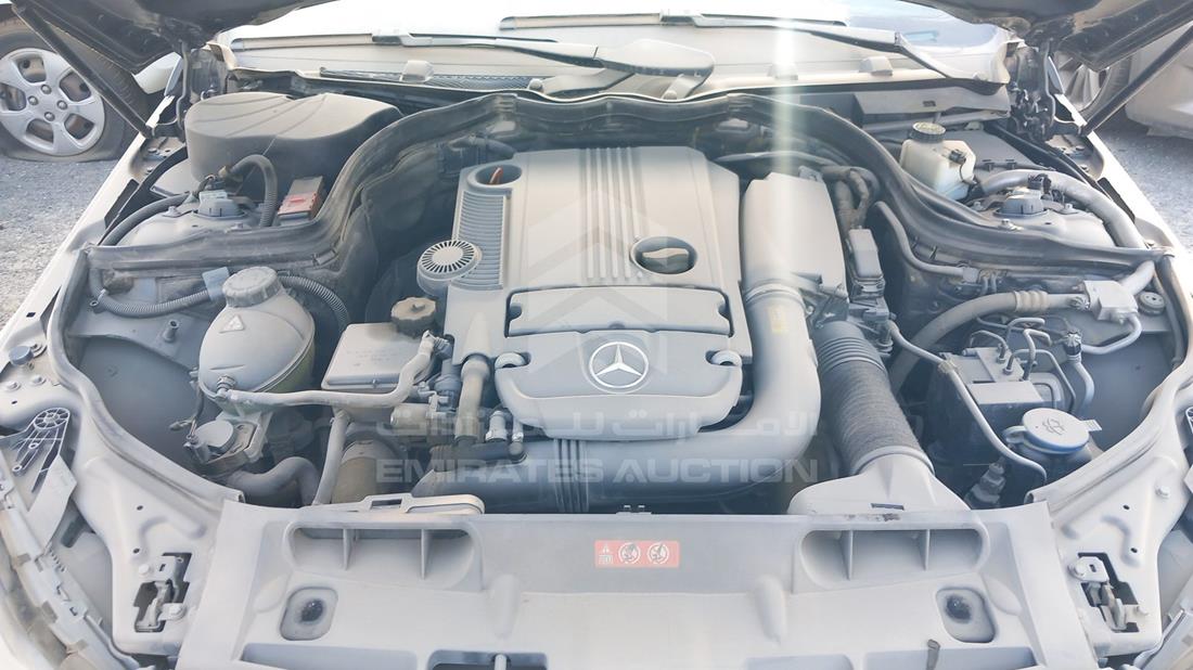 Photo 26 VIN: WDDGF4JBXDA848753 - MERCEDES C 