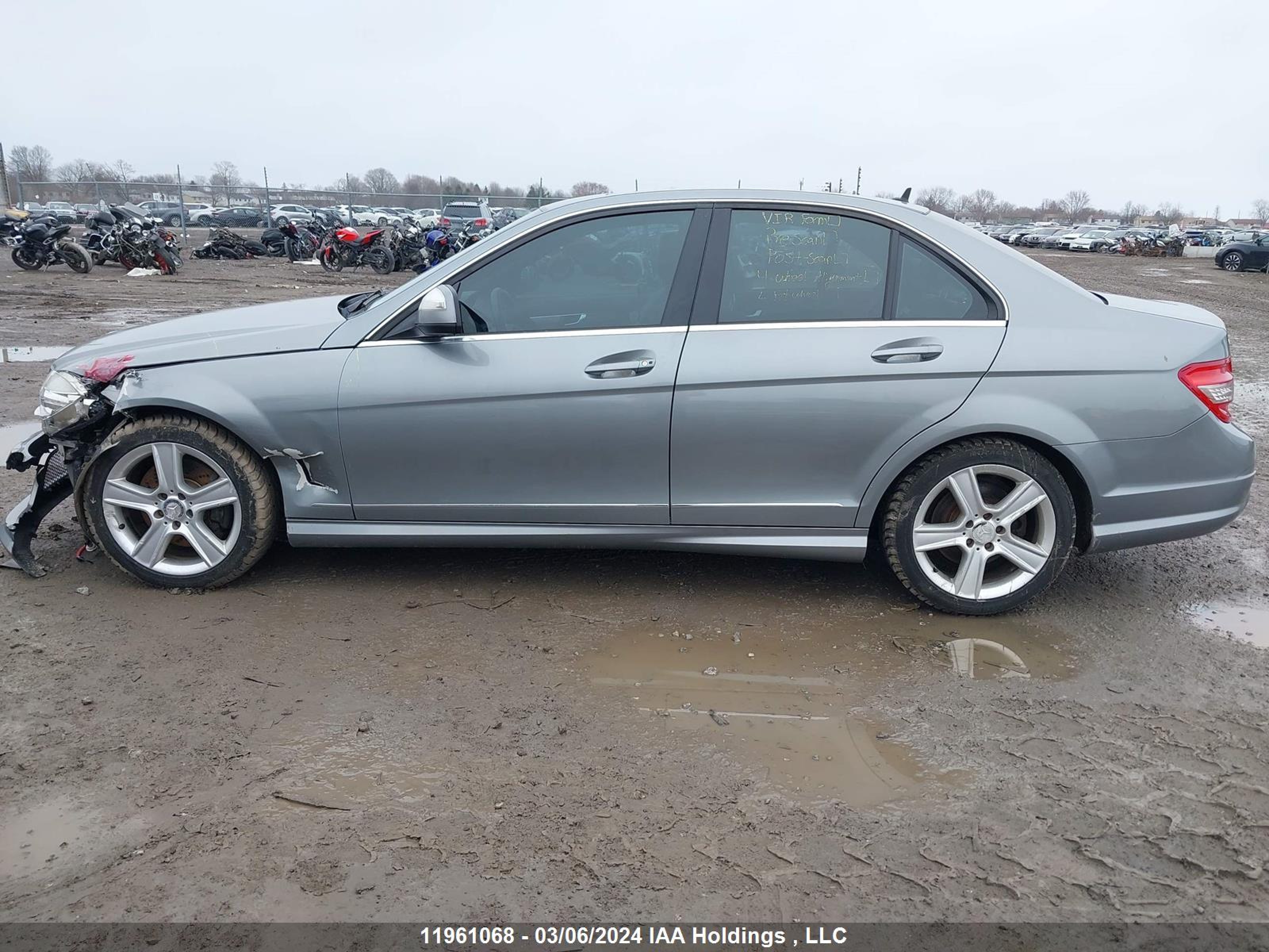 Photo 13 VIN: WDDGF54X18F083034 - MERCEDES-BENZ NULL 