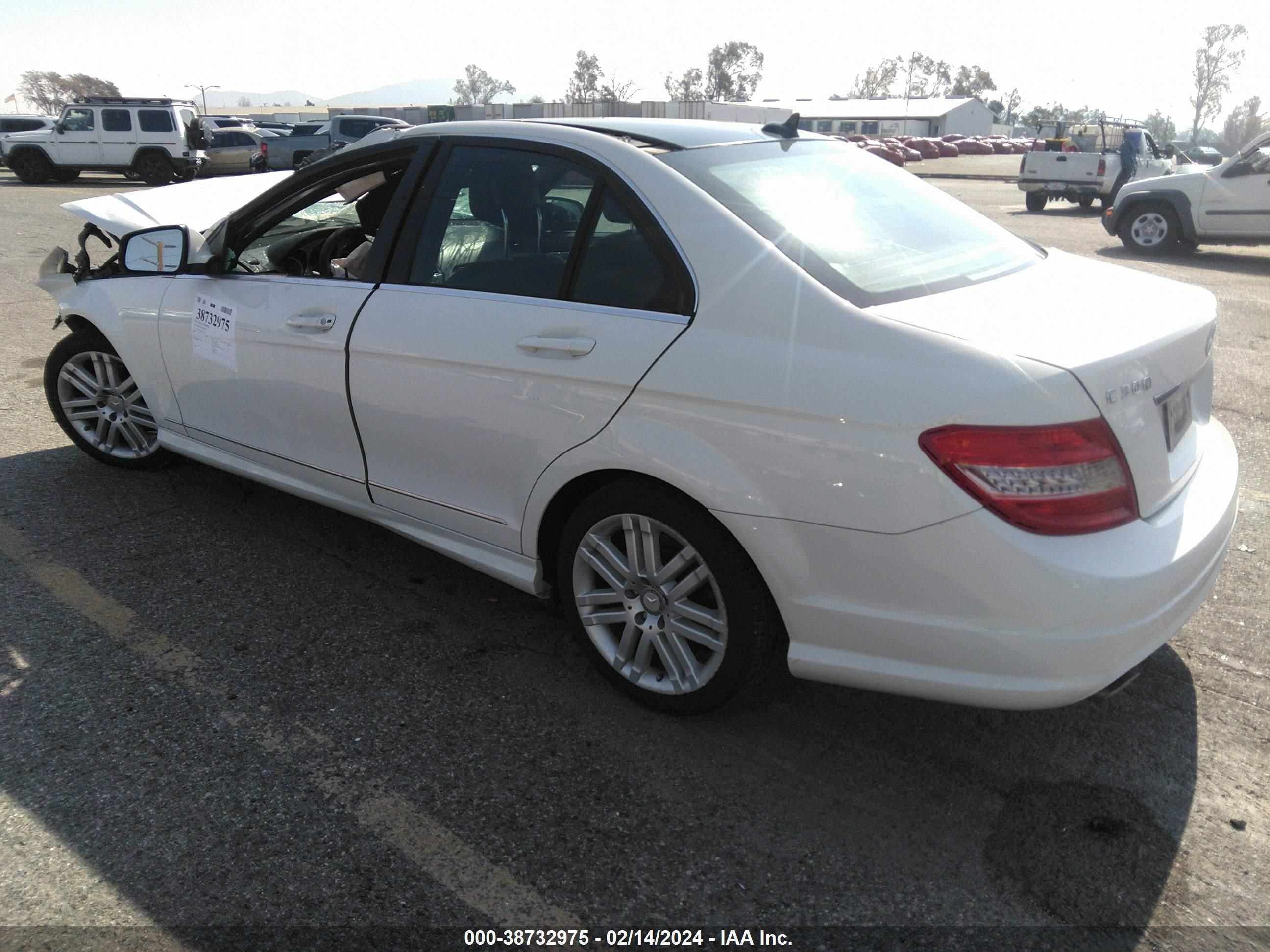 Photo 2 VIN: WDDGF54X19R059140 - MERCEDES-BENZ C-KLASSE 