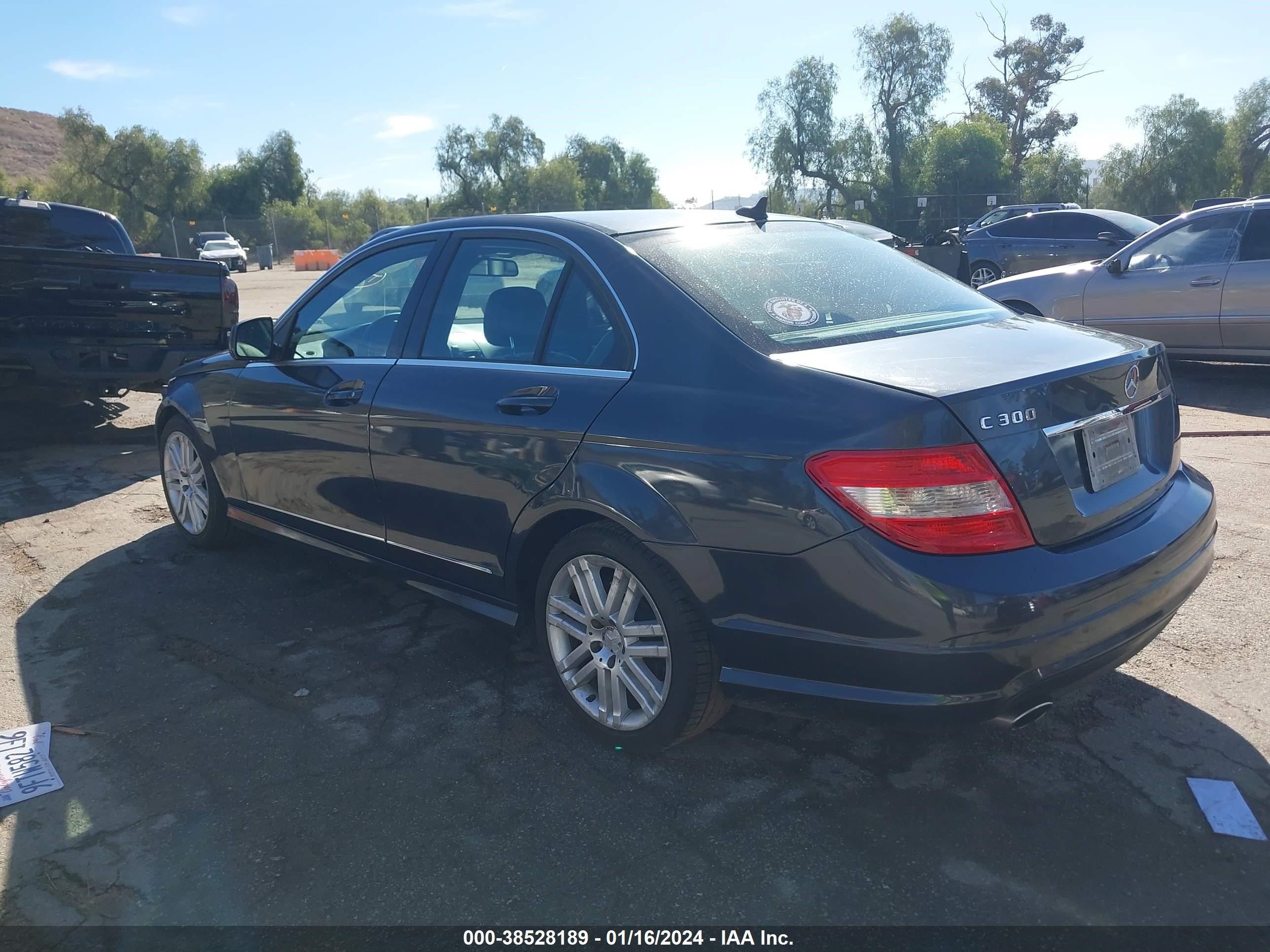 Photo 2 VIN: WDDGF54X78F081451 - MERCEDES-BENZ C-KLASSE 