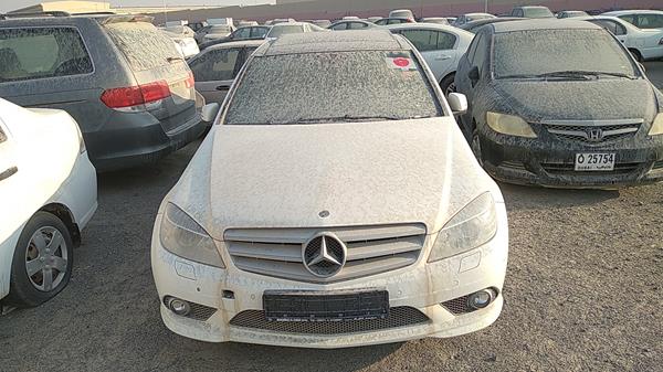 Photo 0 VIN: WDDGF56X89A274588 - MERCEDES-BENZ C 350 