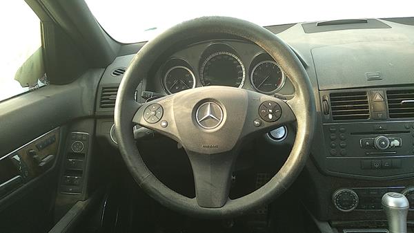 Photo 11 VIN: WDDGF56X89A274588 - MERCEDES-BENZ C 350 