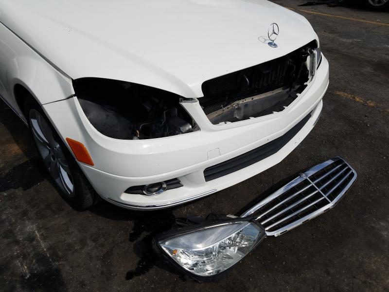 Photo 8 VIN: WDDGF5EB0AF467623 - MERCEDES-BENZ C 300 