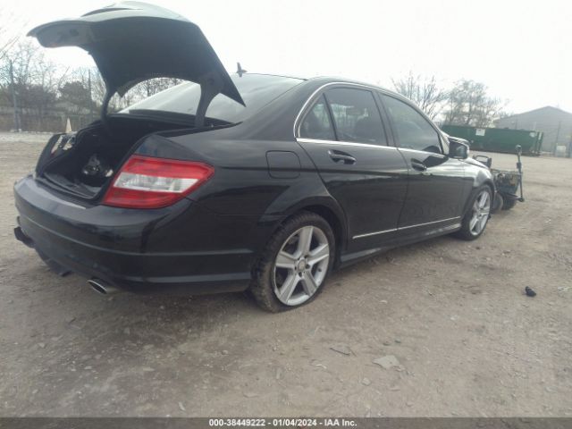 Photo 3 VIN: WDDGF5EB0AR091617 - MERCEDES-BENZ C 300 