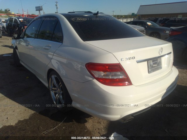 Photo 2 VIN: WDDGF5EB0AR124289 - MERCEDES-BENZ C-CLASS 