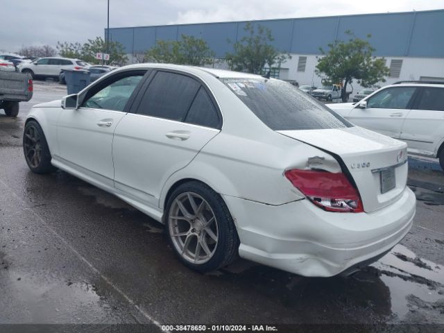 Photo 2 VIN: WDDGF5EB0AR128536 - MERCEDES-BENZ C 300 