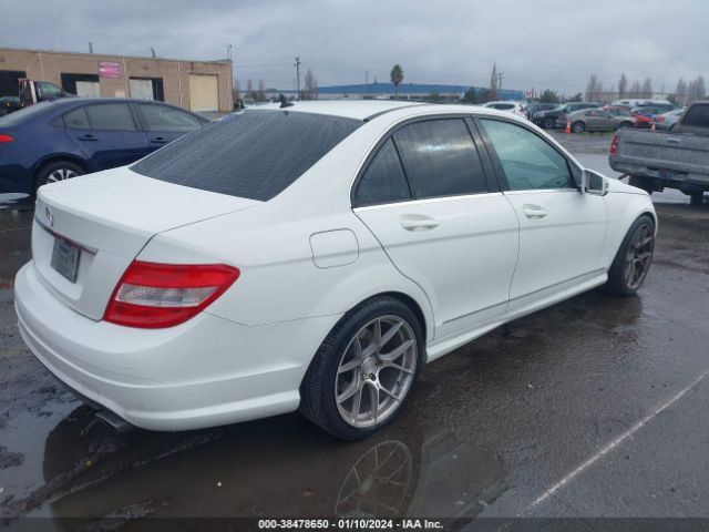 Photo 3 VIN: WDDGF5EB0AR128536 - MERCEDES-BENZ C 300 