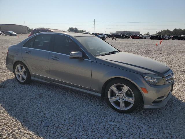 Photo 3 VIN: WDDGF5EB0BA456717 - MERCEDES-BENZ C 300 