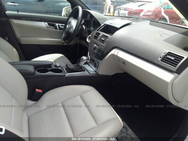 Photo 4 VIN: WDDGF5EB0BA464770 - MERCEDES-BENZ C-CLASS 