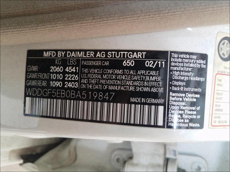 Photo 9 VIN: WDDGF5EB0BA519847 - MERCEDES-BENZ C 300 