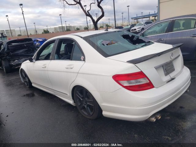 Photo 2 VIN: WDDGF5EB0BA523817 - MERCEDES-BENZ C 300 