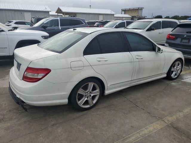 Photo 2 VIN: WDDGF5EB0BR159965 - MERCEDES-BENZ C 300 