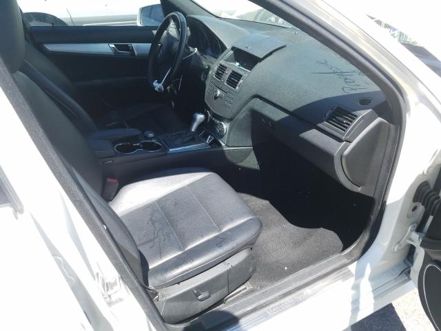 Photo 4 VIN: WDDGF5EB1AF389952 - MERCEDES-BENZ C 300 