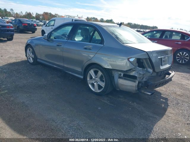 Photo 2 VIN: WDDGF5EB1BF644407 - MERCEDES-BENZ C 300 