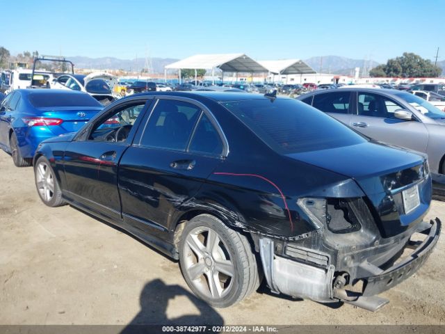 Photo 2 VIN: WDDGF5EB1BR165015 - MERCEDES-BENZ C 300 