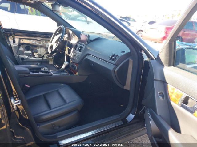 Photo 4 VIN: WDDGF5EB1BR165015 - MERCEDES-BENZ C 300 