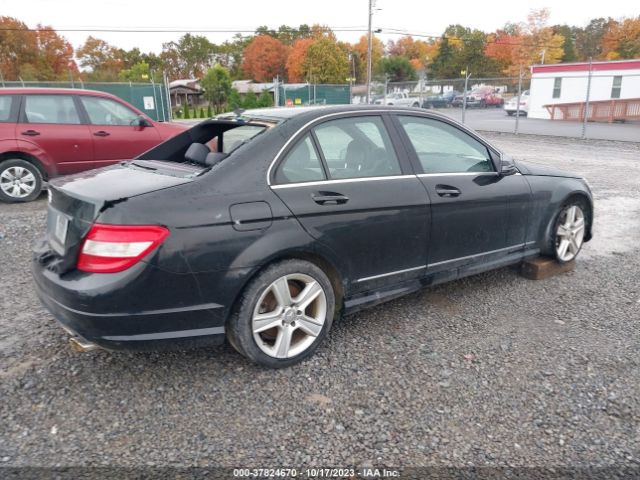 Photo 3 VIN: WDDGF5EB1BR170943 - MERCEDES-BENZ C 300 