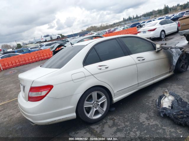 Photo 3 VIN: WDDGF5EB1BR176421 - MERCEDES-BENZ C 300 