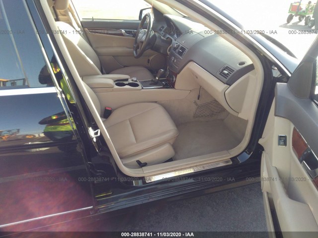 Photo 4 VIN: WDDGF5EB1BR176709 - MERCEDES-BENZ C-CLASS 