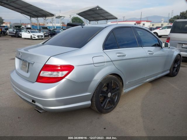 Photo 3 VIN: WDDGF5EB2AR123192 - MERCEDES-BENZ C 300 