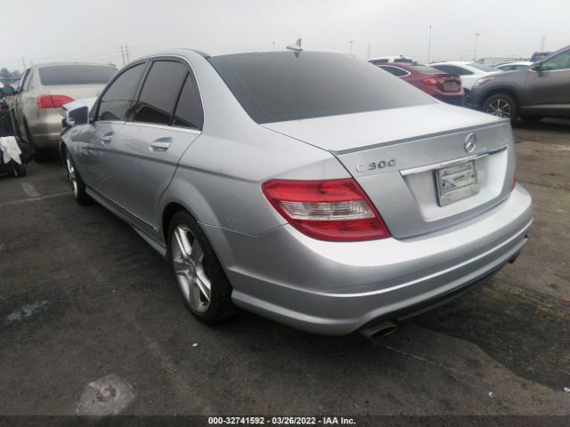 Photo 2 VIN: WDDGF5EB2AR131132 - MERCEDES-BENZ C-CLASS 