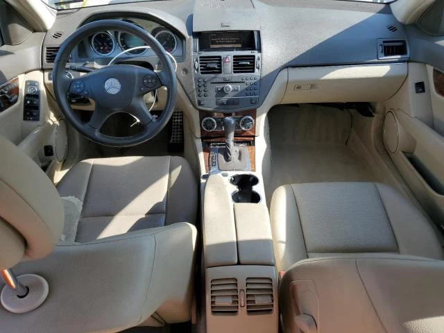 Photo 7 VIN: WDDGF5EB2BA452040 - MERCEDES-BENZ C 300 