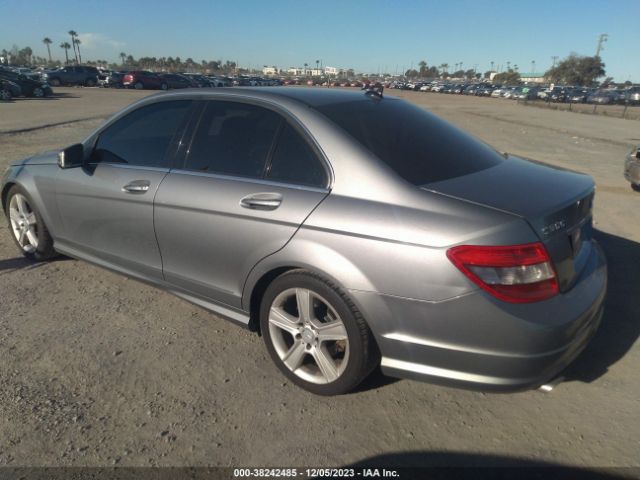 Photo 2 VIN: WDDGF5EB2BR178095 - MERCEDES-BENZ C 300 