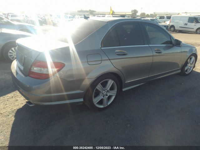 Photo 3 VIN: WDDGF5EB2BR178095 - MERCEDES-BENZ C 300 