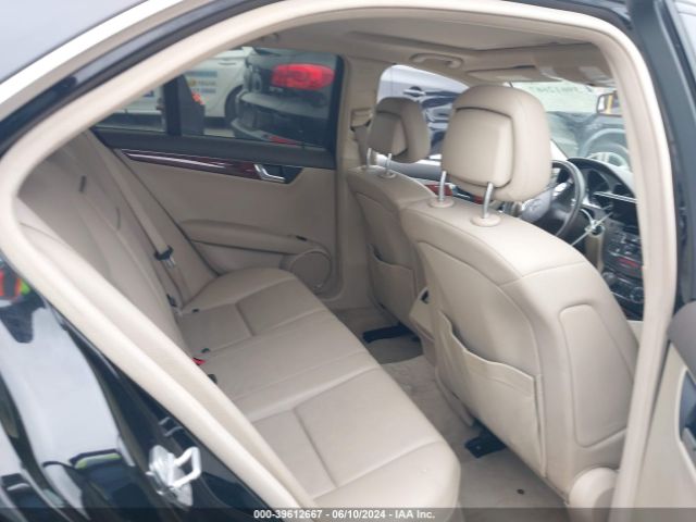 Photo 7 VIN: WDDGF5EB2BR181823 - MERCEDES-BENZ C-CLASS 