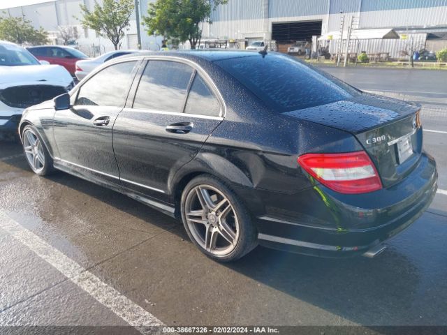 Photo 2 VIN: WDDGF5EB2BR182406 - MERCEDES-BENZ C-CLASS 